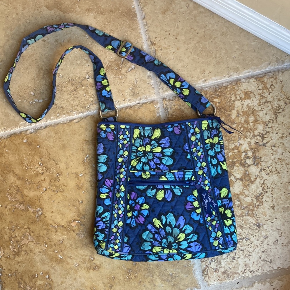 Vera Bradley blue  floral handbag purse - Picture 2 of 9